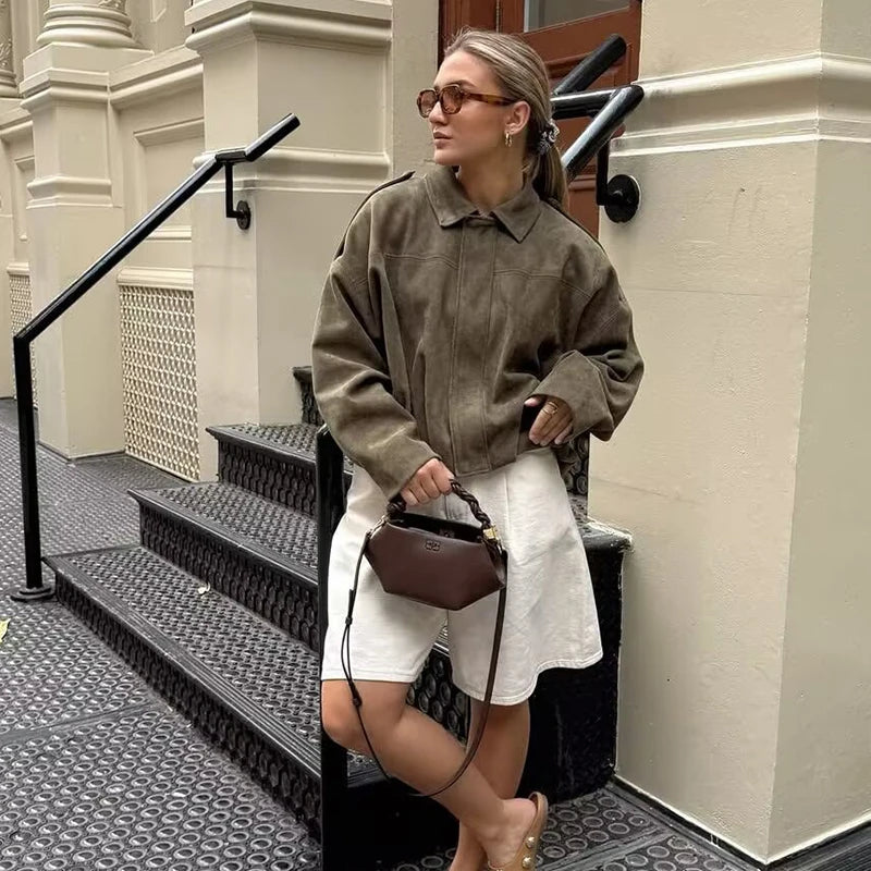 Autumn 2025 Collection – Women’s Elegant Loose-Fit Jacket